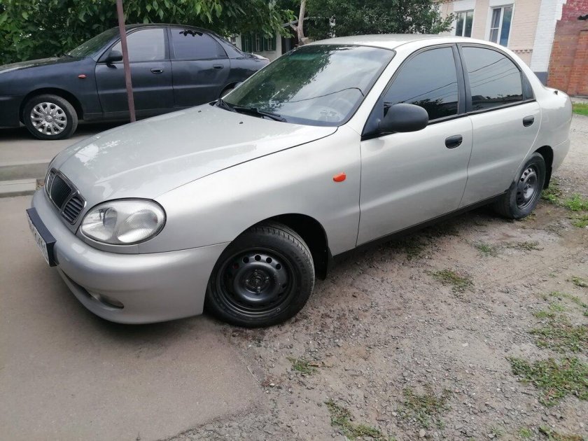 Шевроле Ланос серый