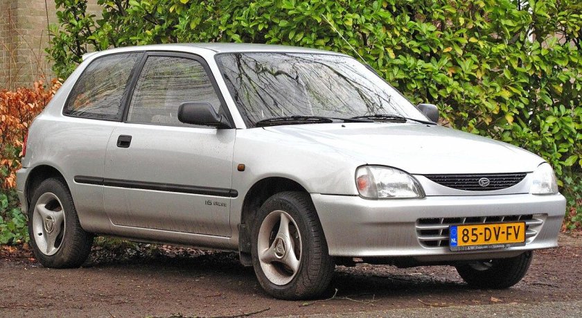 Daihatsu Charade 2000