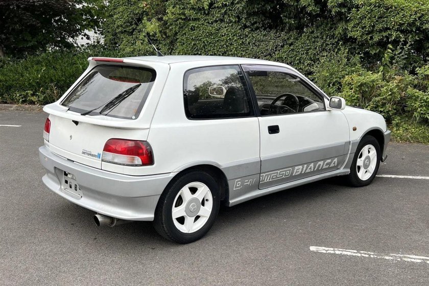 Daihatsu Charade de Tomaso