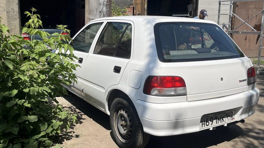 Daihatsu charade g200