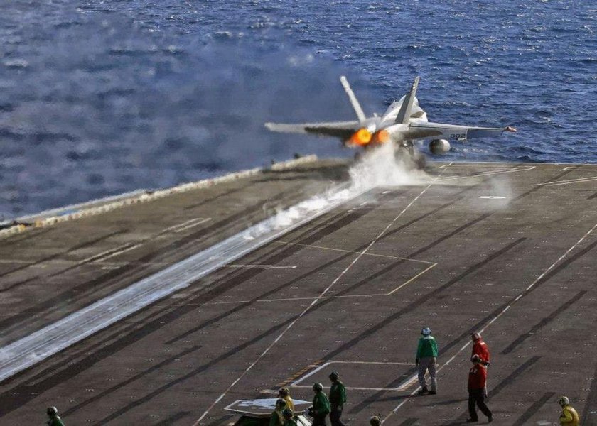 USS George h. w. Bush CVN-77