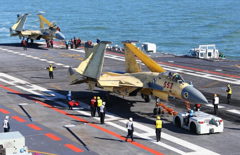 J-15 истребитель Китай