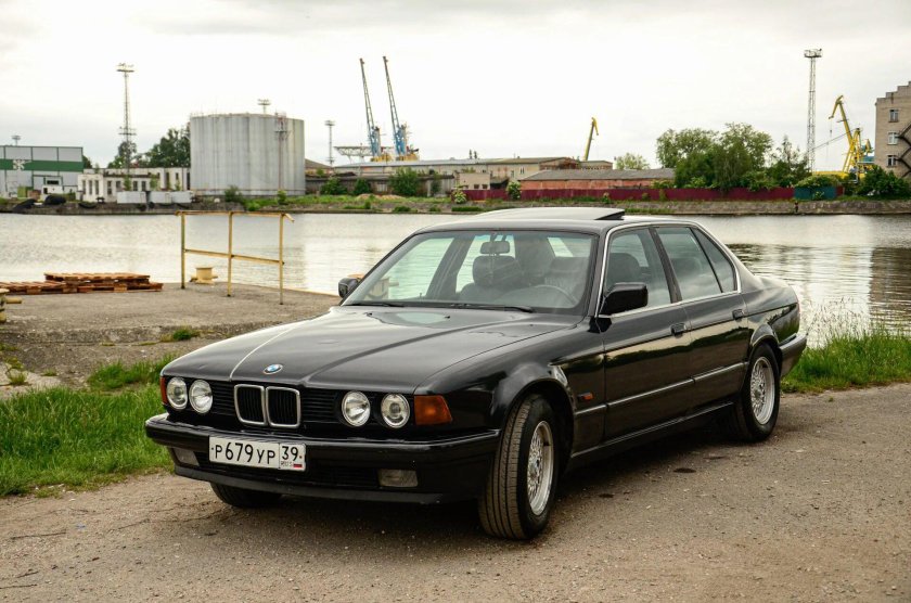 BMW 730 1990