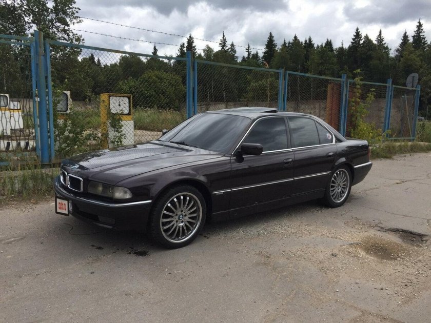 BMW 730i e38