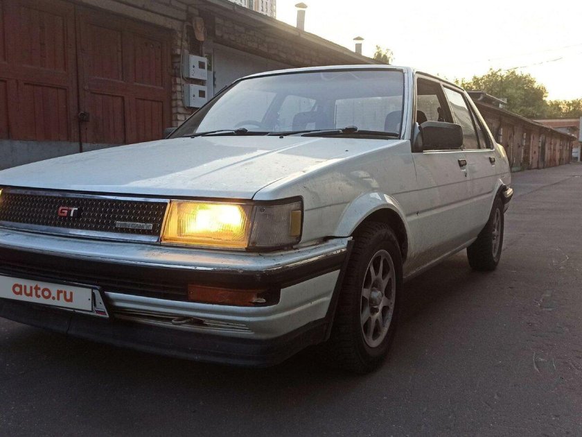 Тойота королла 1986