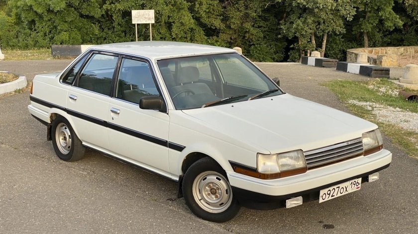 Toyota Corona 1986 года