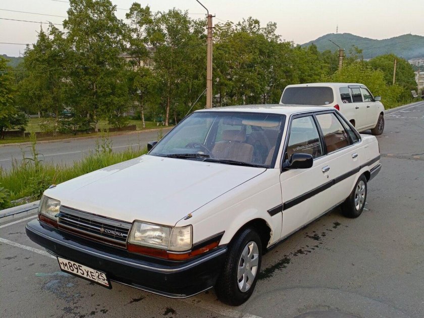 Toyota corona 1986 года