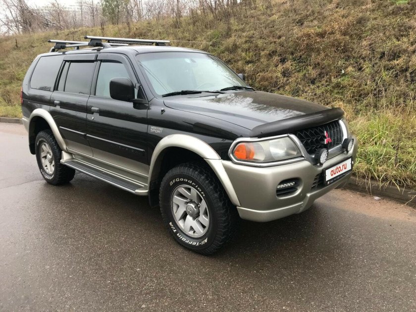 Митсубиси Монтеро спорт 1