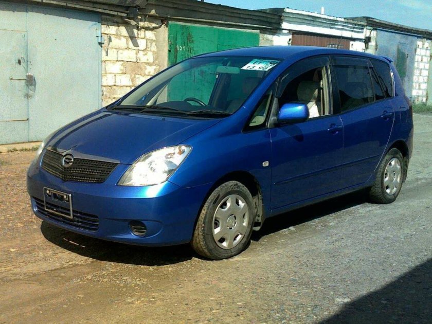 Toyota Corolla Spacio 2002