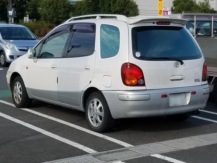 Toyota Corolla Spacio
