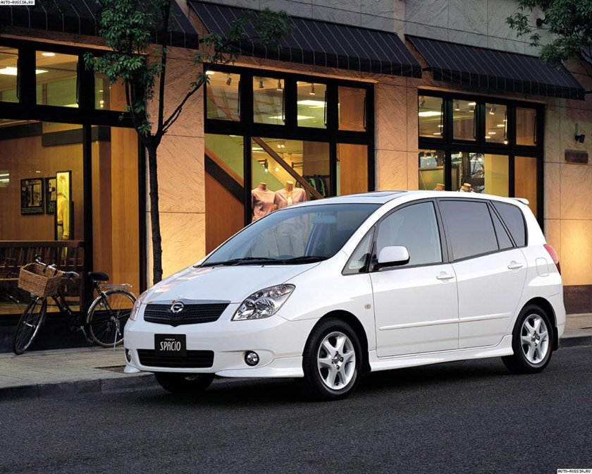 Toyota Corolla Spacio 2001