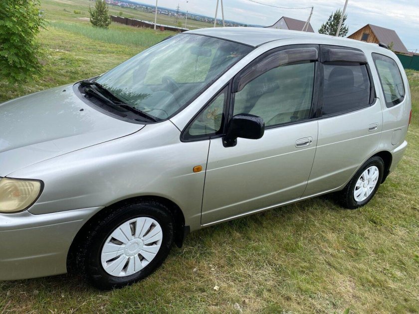 Тойота спасио 1999