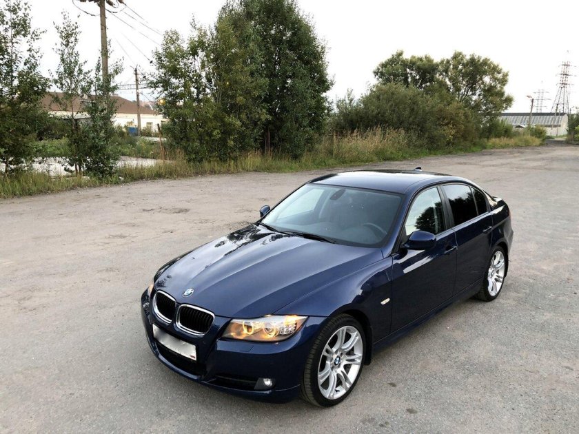 BMW e90 320i