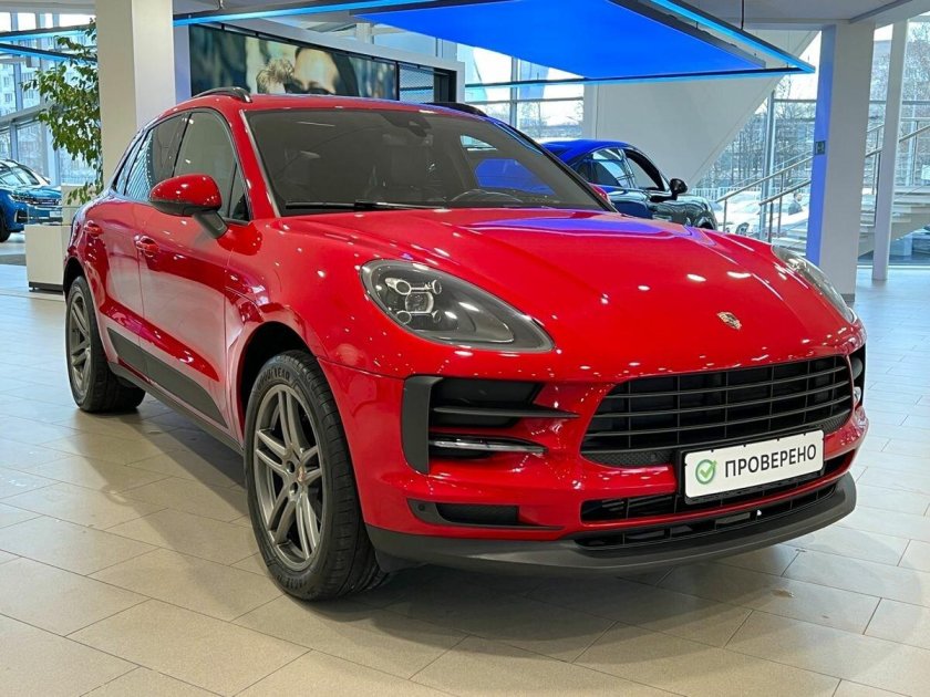 Порше макан 2020