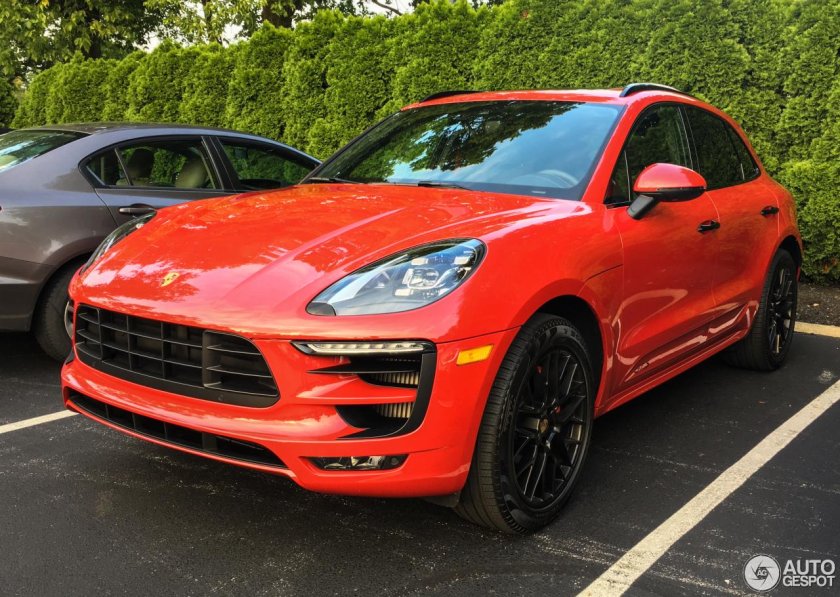 Порше Макан