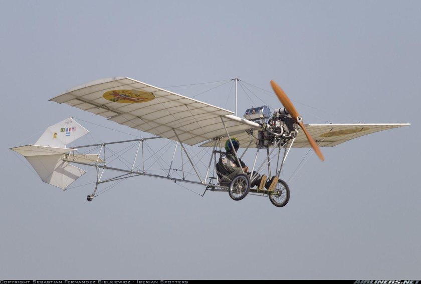 Сантос Дюмон Демуазель