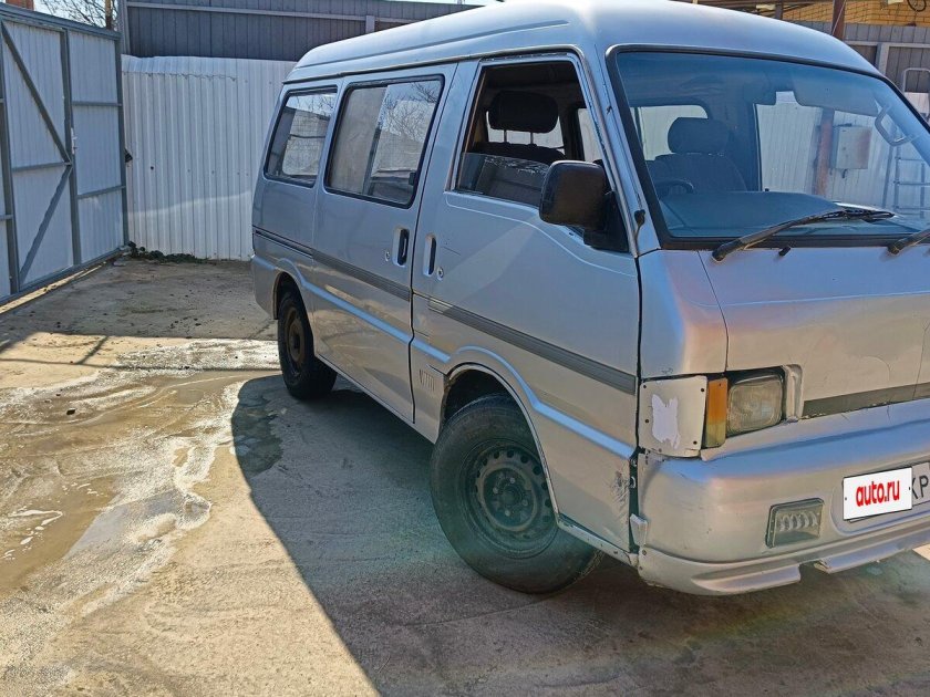 Мазда бонго микроавтобус 1999
