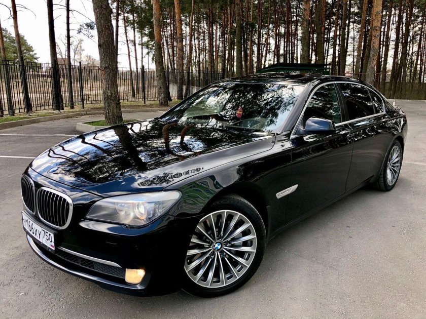 BMW 750li f02