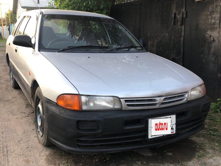 Mitsubishi lancer 1993