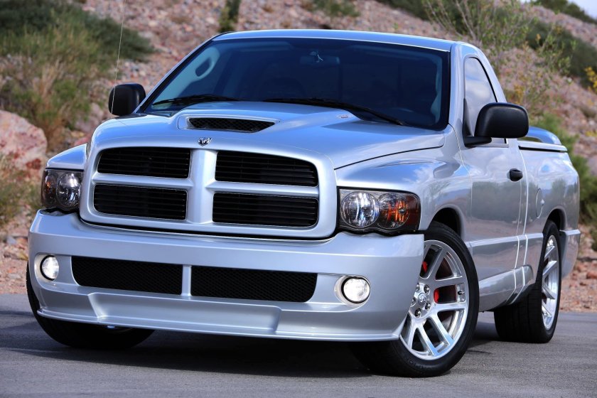 Dodge Ram srt-10