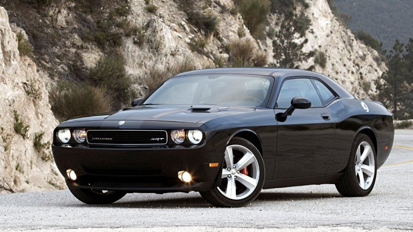 Dodge Challenger srt 2008