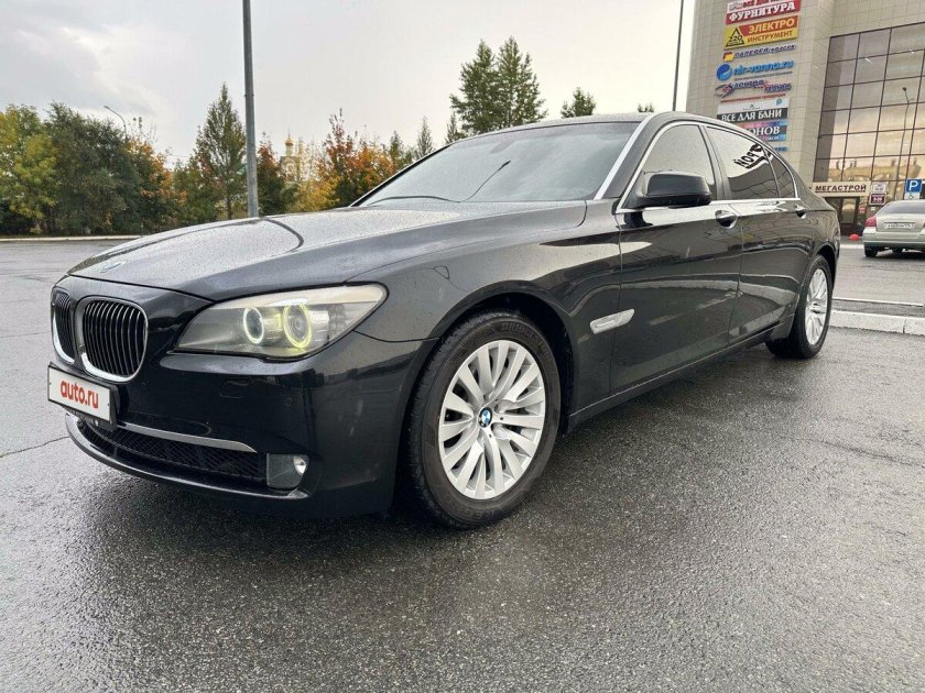 Бмв 740i 2008