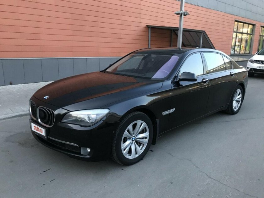 Бмв 750 li xdrive