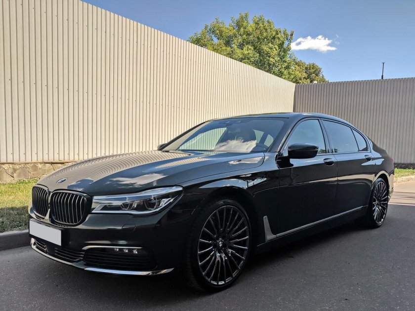 BMW 7 750li XDRIVE