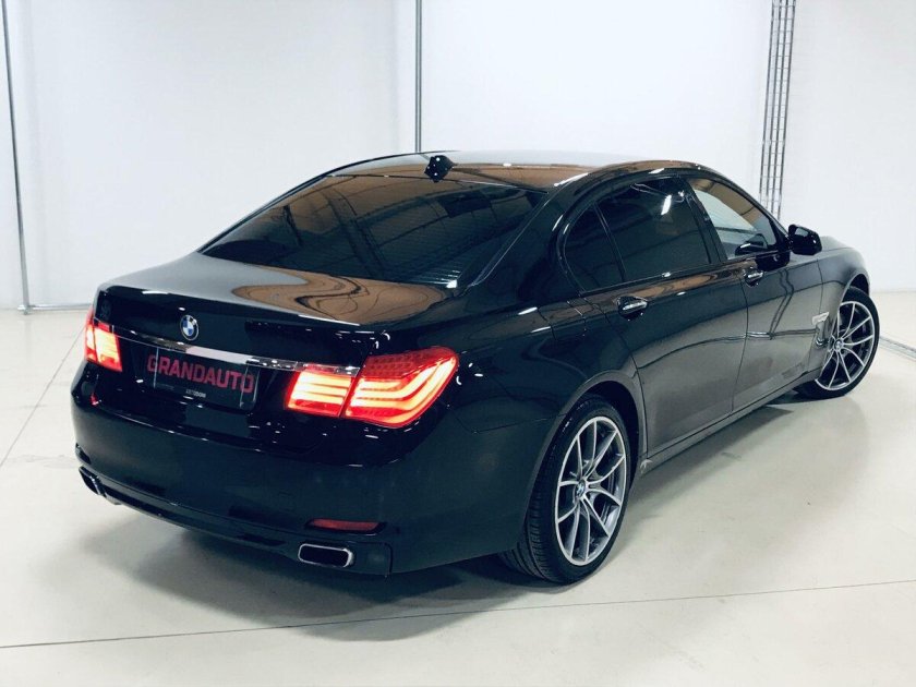 BMW 750li XDRIVE 2011