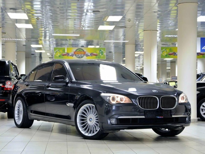 БМВ 750li f01