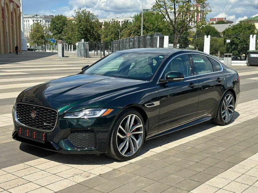 Jaguar xf 2021