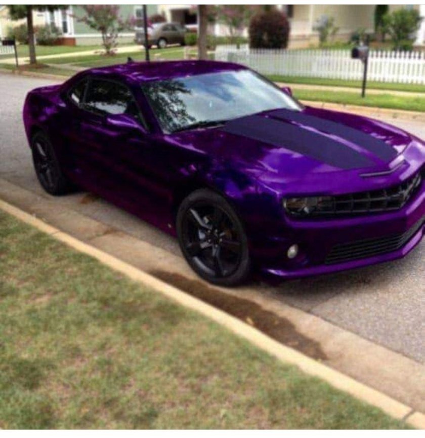 Шевроле Камаро фиолетовая