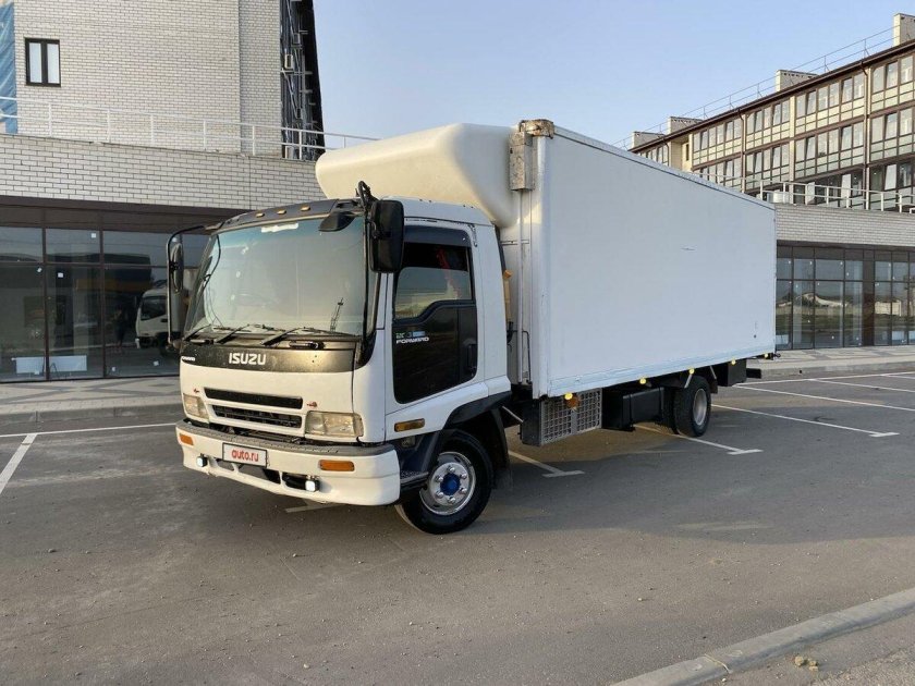 Isuzu fsr34 изотермический фургон