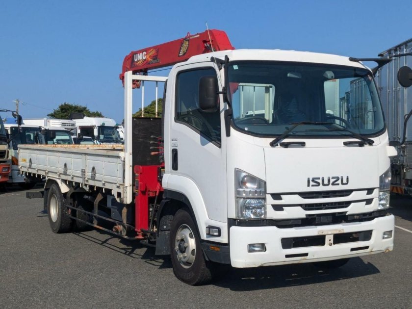 Isuzu forward