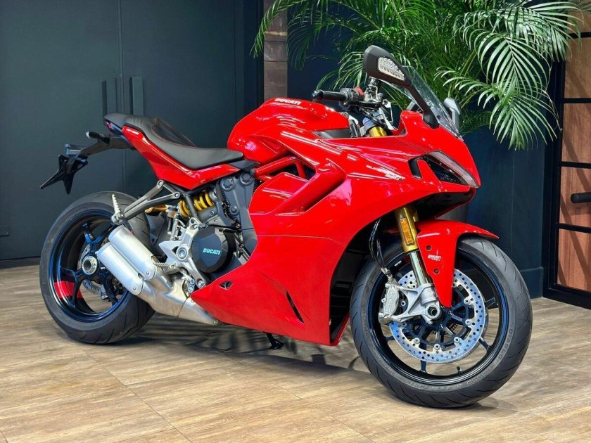 Ducati supersport 950 s