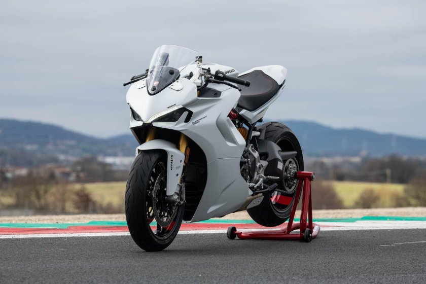 Ducati Supersport 950