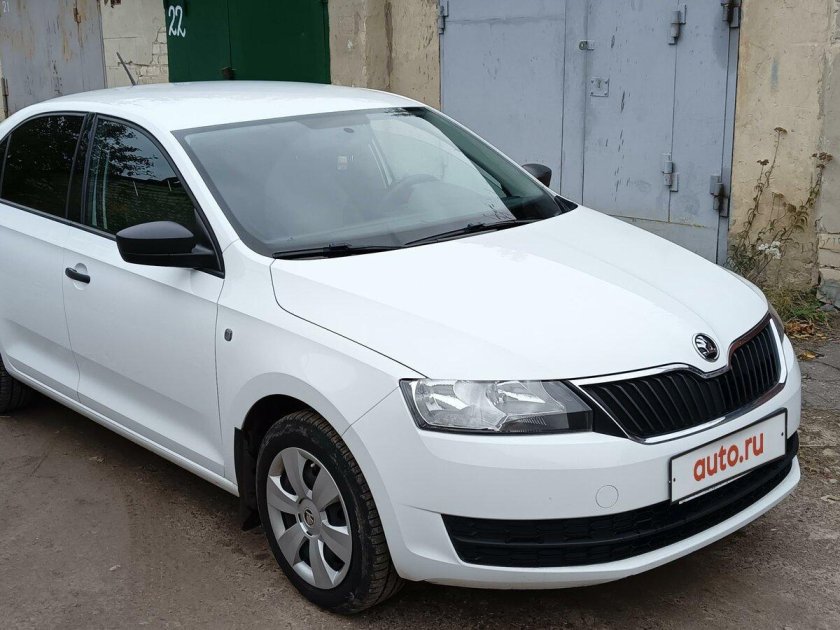 Шкода рапид 2015 белая