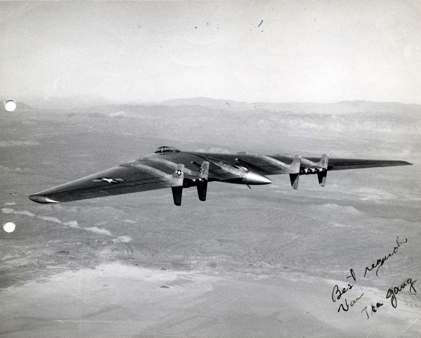 Бомбардировщик Нортроп YB-49