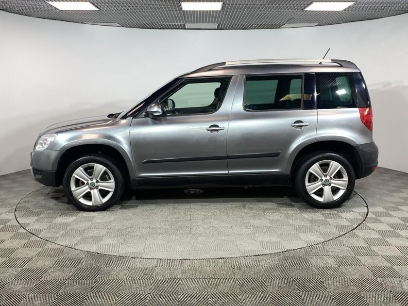 Шкода Йети 2011 года