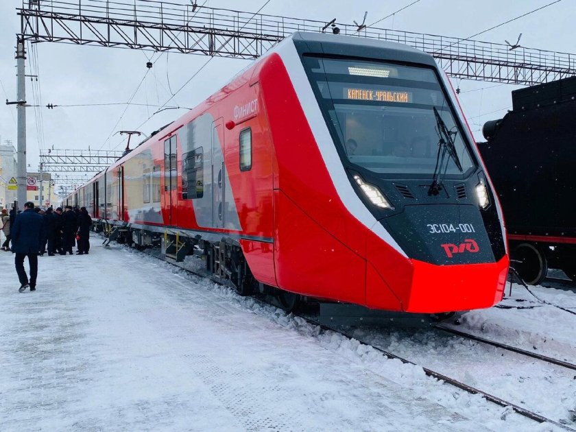 Скоростной электропоезд ласточка