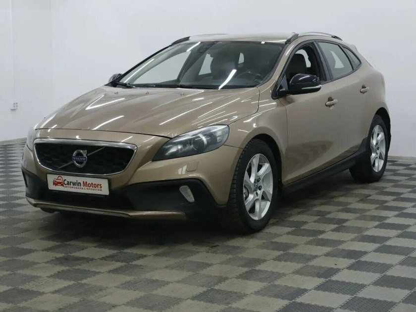 Вольво в40 кросс Кантри