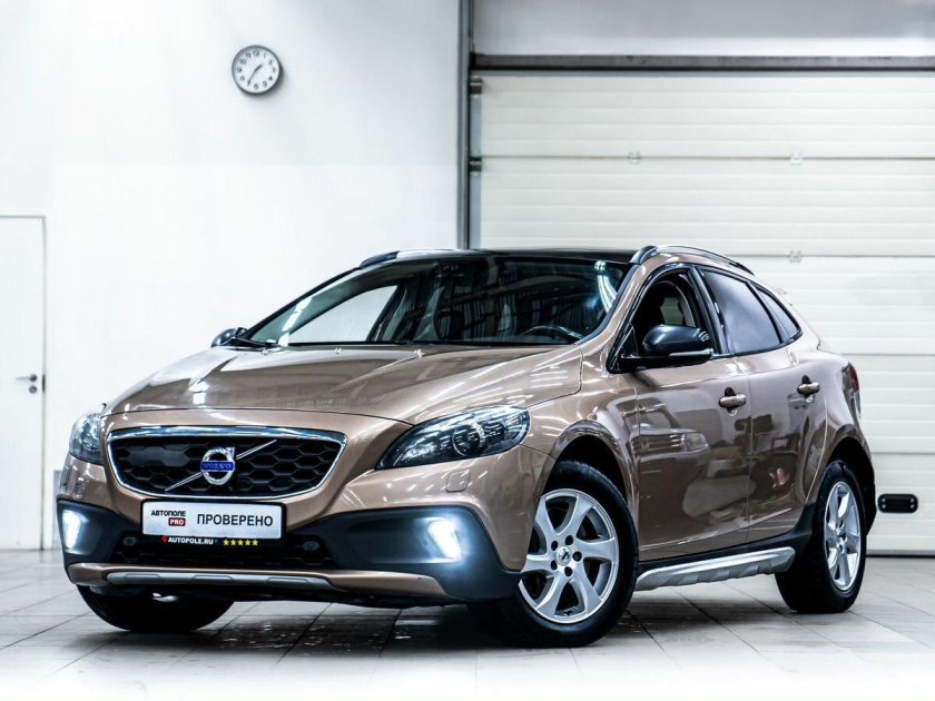 Вольво в40 кросс Кантри