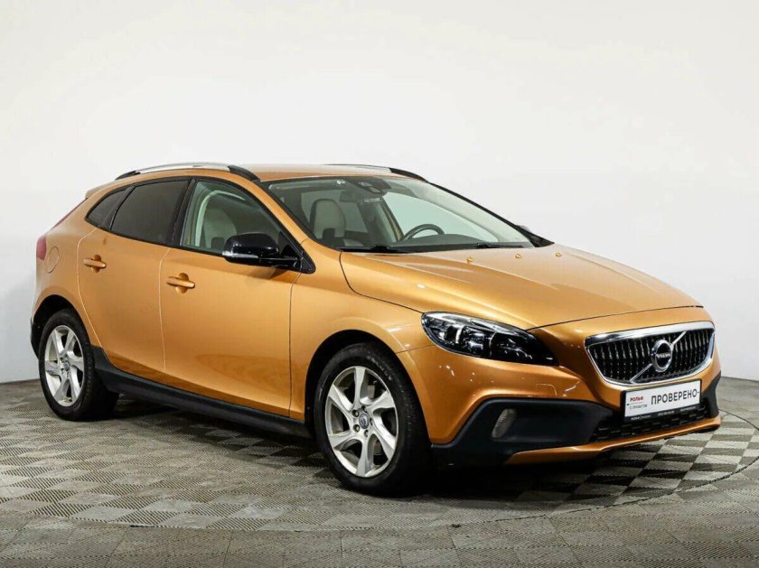 Volvo v40 Cross Country 1.6 AMT, 2014 отзывы