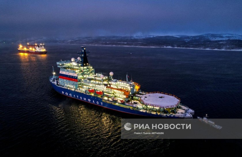 Россия атомный ледокол