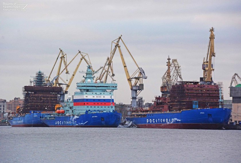 Ледокол Арктика 22220