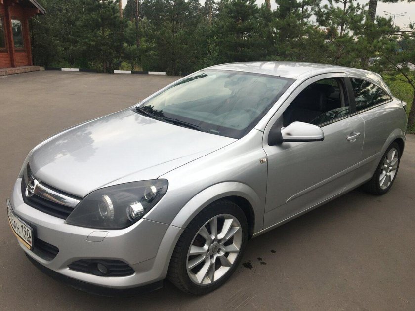 Opel Astra GTC 2006