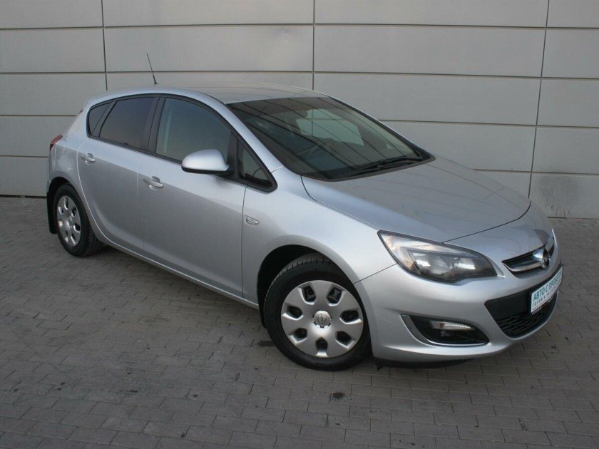 Opel Astra 2011 на Лисках