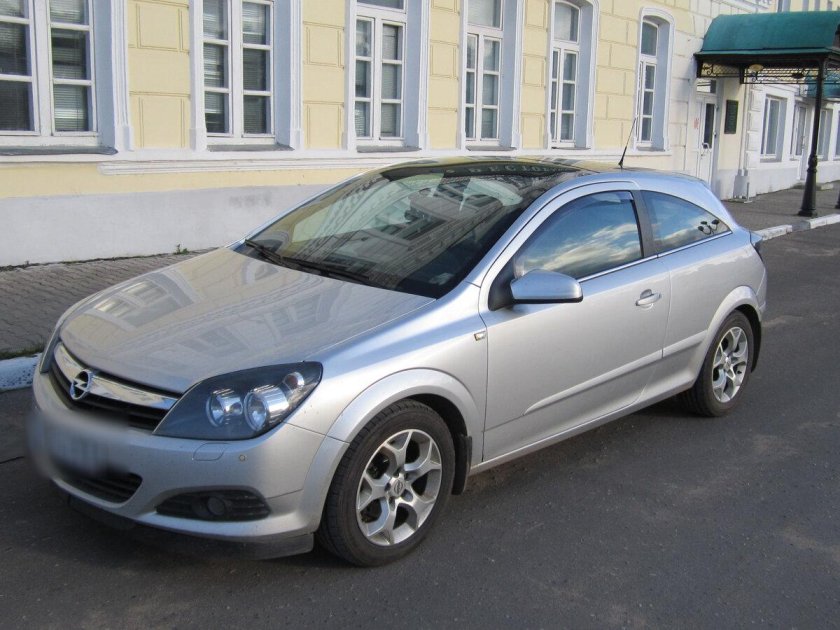 Opel Astra GTC 2006