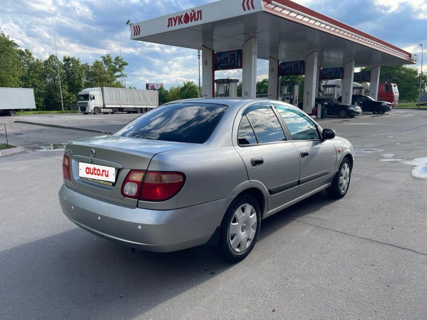 Nissan almera ii (n16)