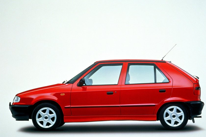 Шкода Фелиция хэтчбек